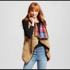 Reversible Faux-Fur/Plaid Vest w/Pockets